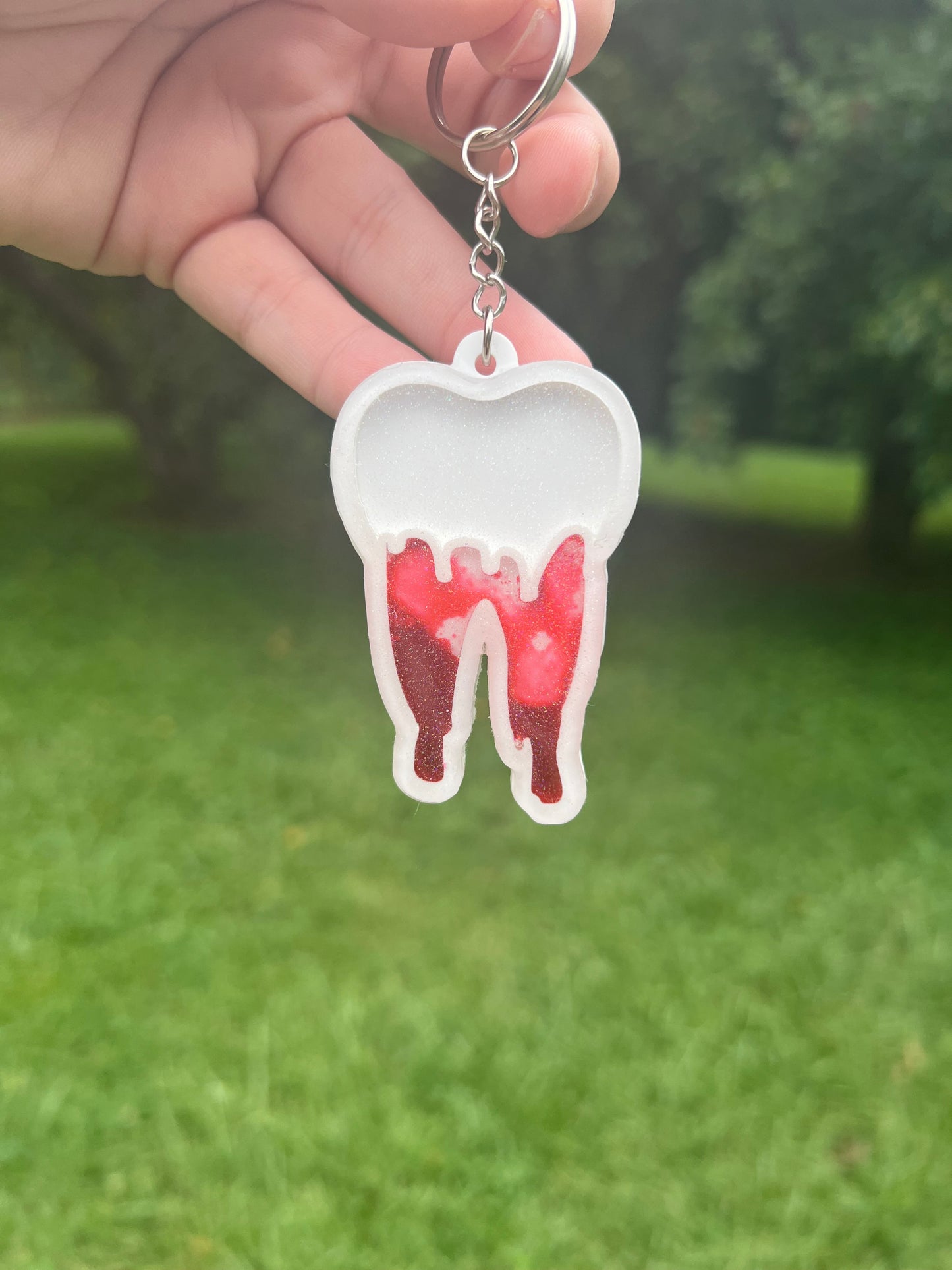 Bloody Tooth Shaker (KEYCHAIN OR BADGE)