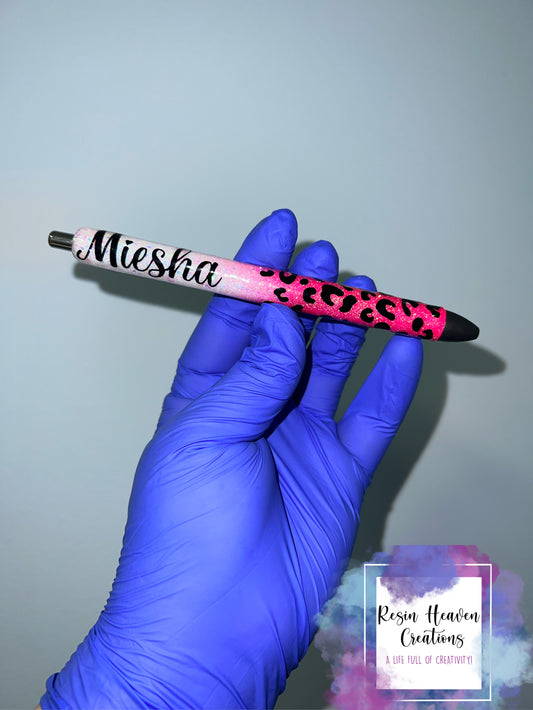 Ombre style pen with cheetah print.